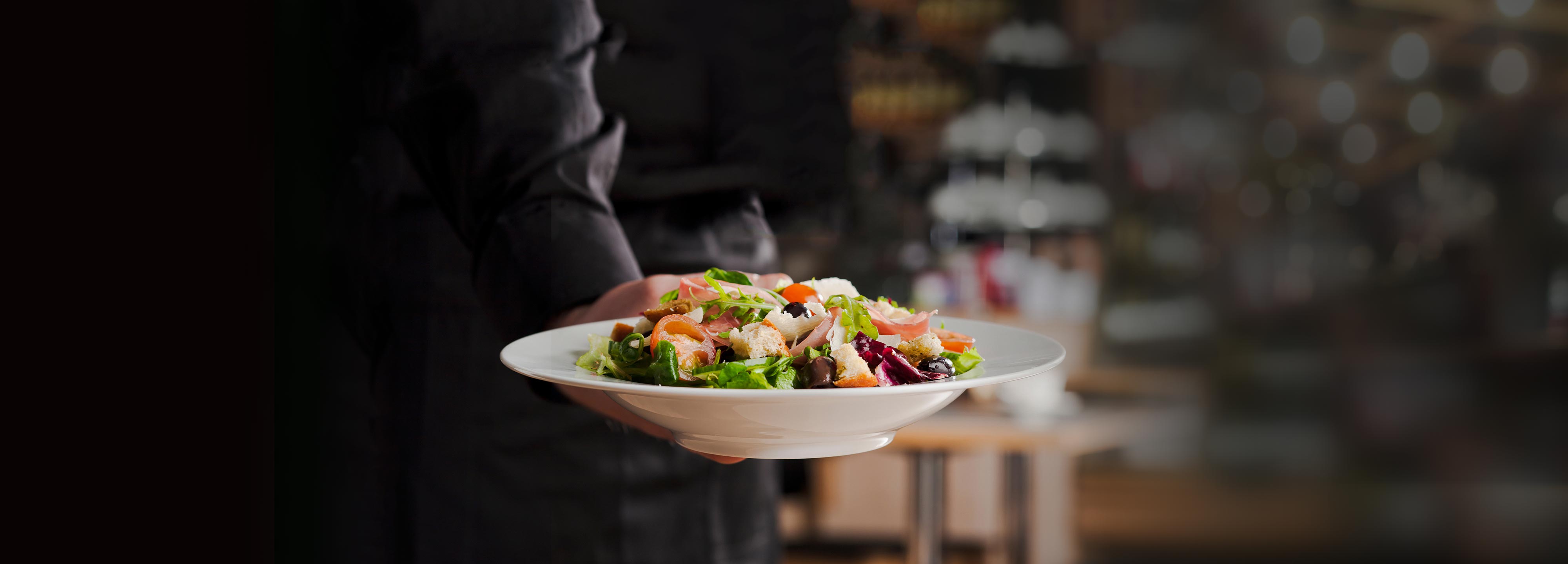 Курьер эстетика. Ресторан delivery. Ресторан delivery. Ресторан delivery. Блюда на вынос.