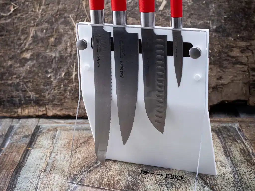 Der Messerblock "4Knives" ist für das klare Design, durchdachte Funktion und Qualität bereits aus vielen Küchen bekannt. © Friedr. Dick