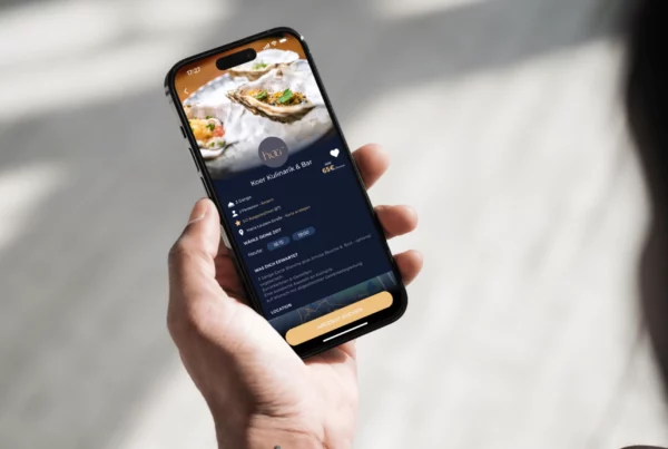 Die Fine-Dining-Entdecker-App „HiddenTable“ der Hamburger Entrepreneure Malte Herbst und Laura Hutter bringt das beste zweier Welten zusammen. © HiddenTable