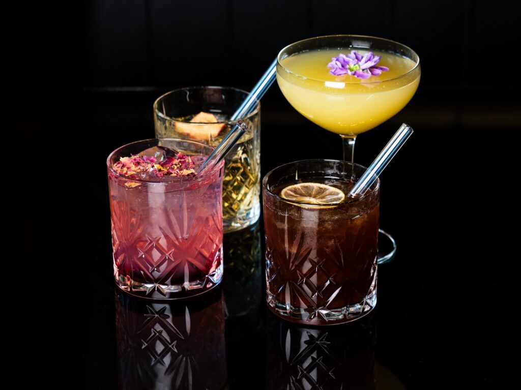 Die Marke Steigenberger feiert 95 Jahre Stil und Gastlichkeit mit einer Cocktail-Kollektion, die Barkultur auf höchstem Niveau zelebriert. © Steigenberger-Hotels-GmbH