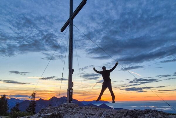 Jetzt wo der Sommer so richtig loslegt, können sich Mitarbeiterinnen und Mitarbeiter im Hotel Zugspitze Garmisch-Partenkirchen auf etwa freuen, dass vielen Kolleginnen und Kollegen in anderen Häusern verwehrt bleibt: Sommerurlaub. © Hotel-Zugspitze