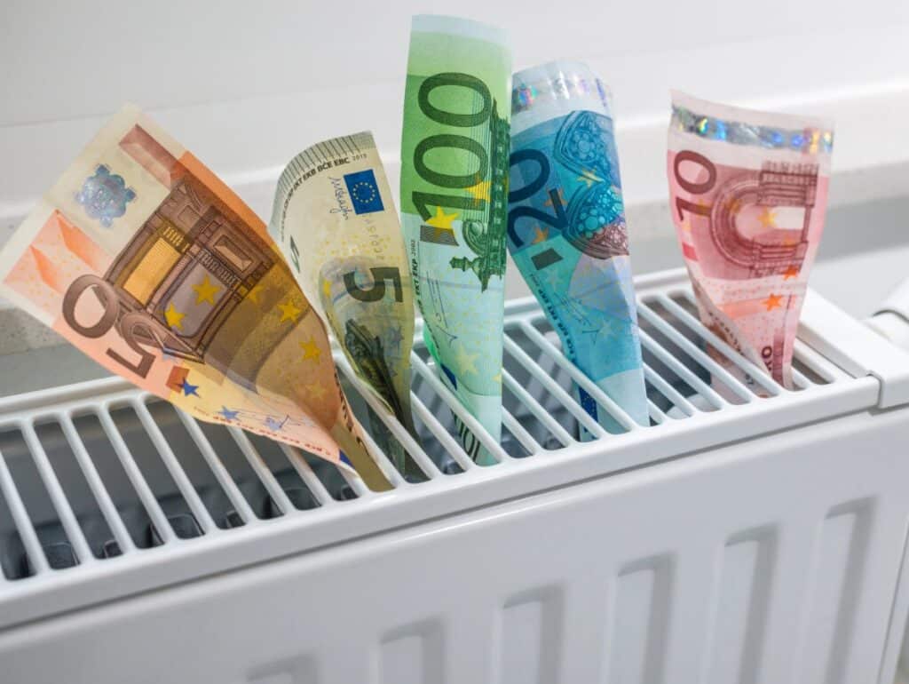 Energieeffizienz zahlt sich doppelt aus: durch sinkende Betriebskosten und staatliche Förderung. Immer mehr Unternehmen nutzen die Bundesförderung für effiziente Gebäude (BEG), um in nachhaltige Energiemaßnahmen zu investieren. © Betterspace