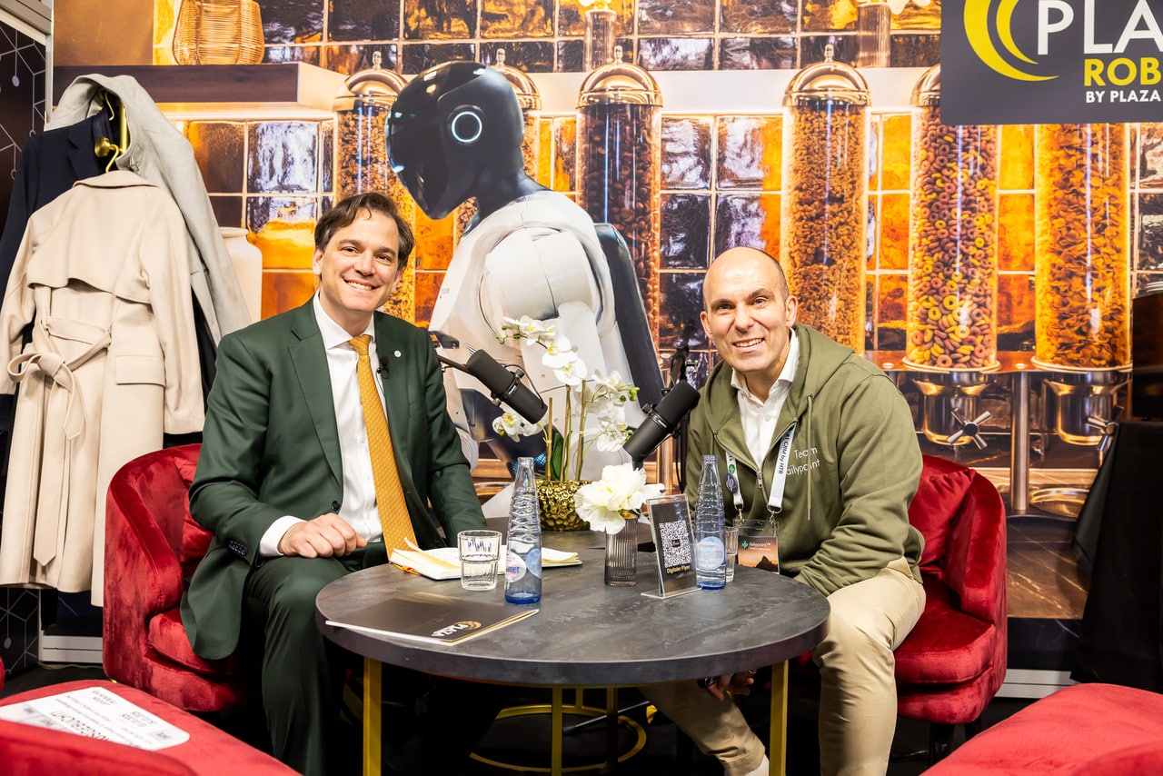Oliver Meyer, HotelPartner Revenue & Profit Management und Dr. Michael Toedt, dailypoint. Quelle: FH Media & Consulting/Florian Hacke.