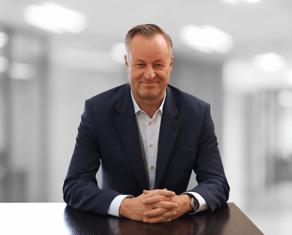 Karsten Jeß - KAJ Hotel Networks
